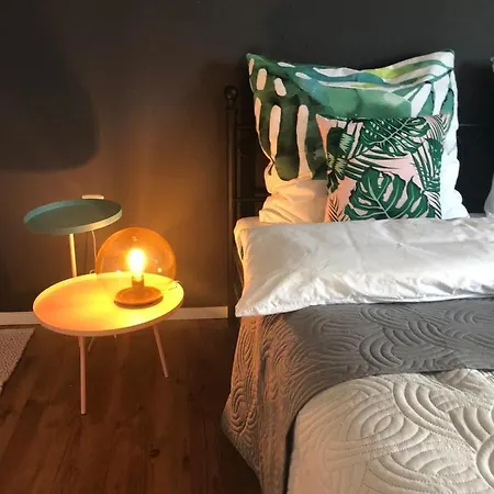 Διαμέρισμα Hen Coop In Complete House Mit Optionaler Sauna