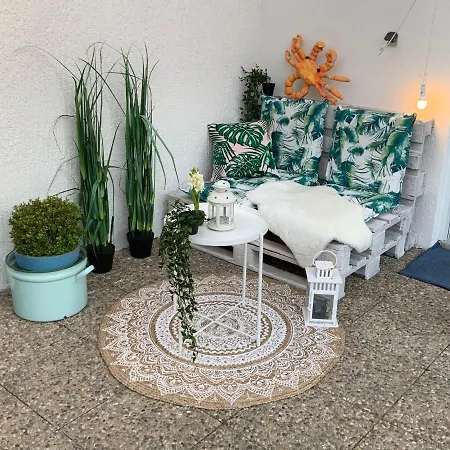 Apartment Hen Coop In Complete House Mit Optionaler Sauna Kaiserslautern