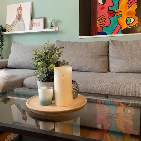 Διαμέρισμα Hen Coop In Complete House Mit Optionaler Sauna *