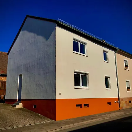 Hen Coop In Complete House Mit Optionaler Sauna Διαμέρισμα *